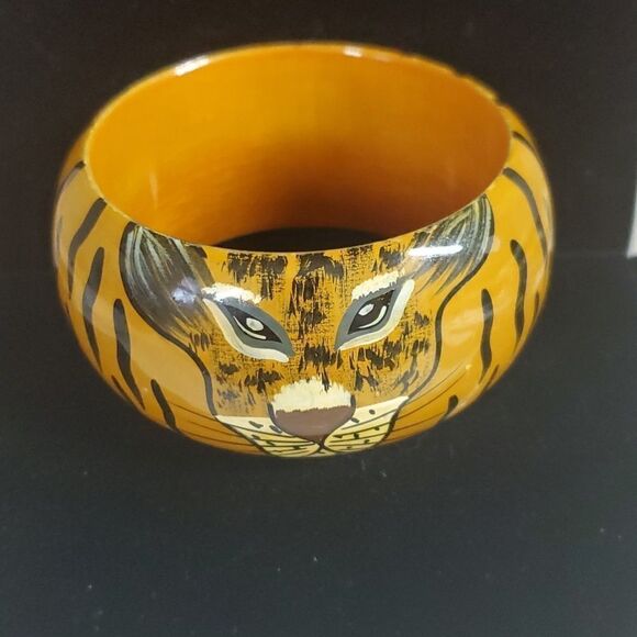 Vintage Folk Art Handpainted Wood Tiger Face and Stripes Thick Wooden Bangle - Picture 1 of 5